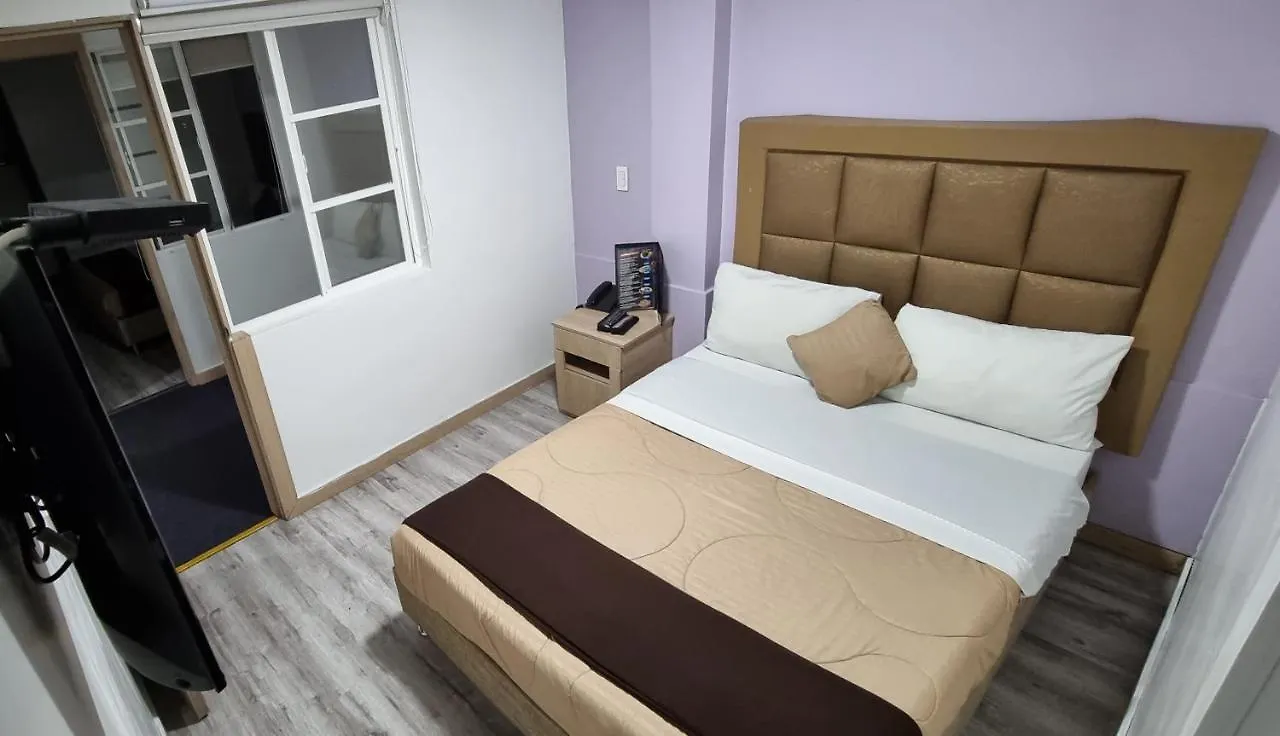 Hotel Blue House Corferias Bogotá Colombia